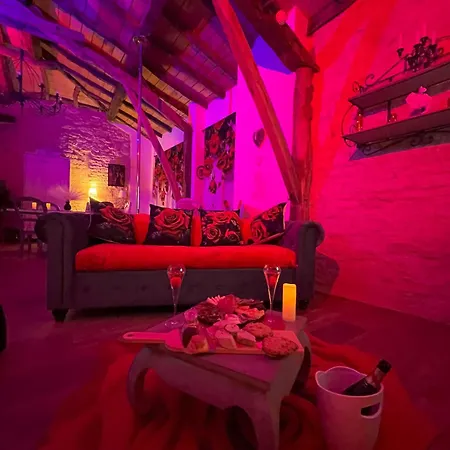 Du Mas De Saillac * Lavaurette